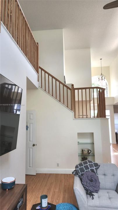 待售: $600,000 (3 贝兹, 2 浴室, 2222 平方英尺)