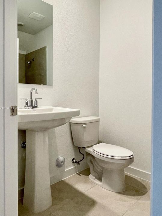 待售: $337,000 (3 贝兹, 3 浴室, 1272 平方英尺)