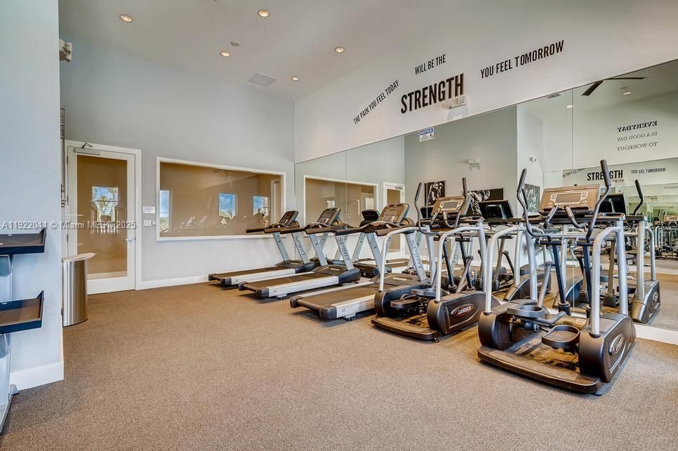 待售: $337,000 (3 贝兹, 3 浴室, 1272 平方英尺)