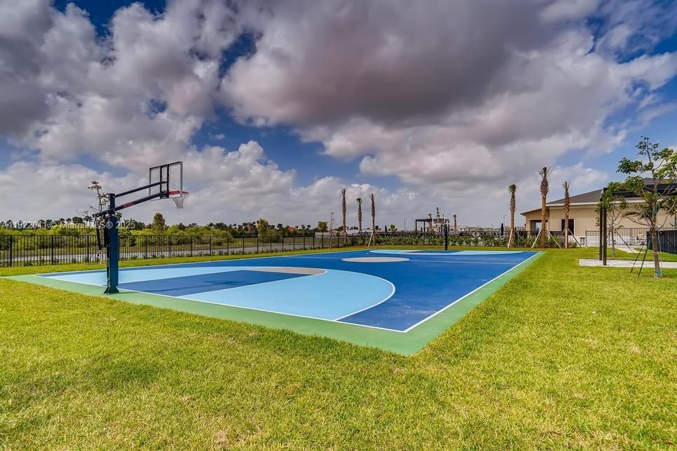 待售: $337,000 (3 贝兹, 3 浴室, 1272 平方英尺)