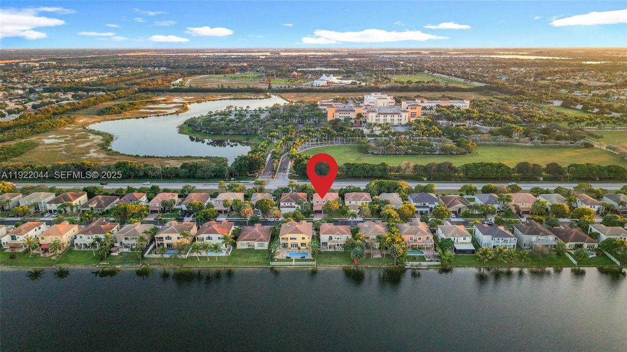 待售: $1,000,000 (5 贝兹, 3 浴室, 3501 平方英尺)