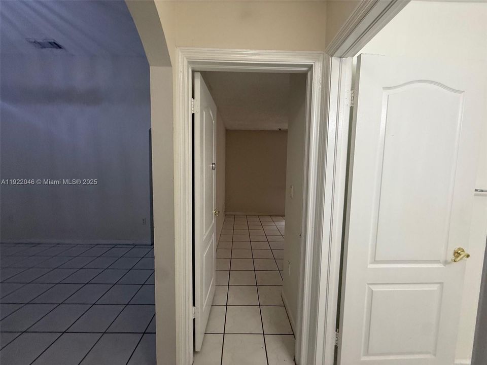 For Sale: $729,900 (4 beds, 2 baths, 1786 Square Feet)