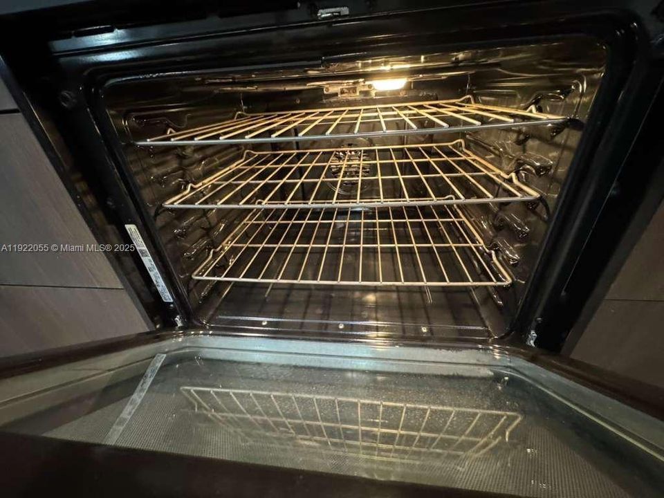 出租: $3,500 (3 贝兹, 2 浴室, 1517 平方英尺)