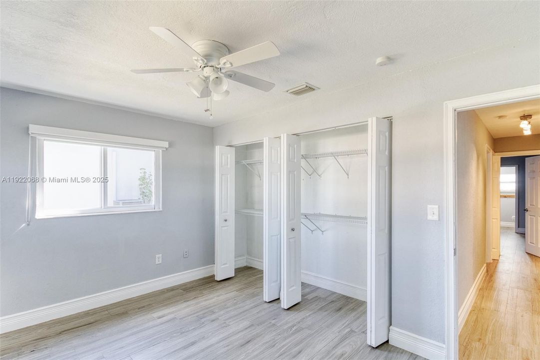 For Rent: $3,500 (3 beds, 2 baths, 1355 Square Feet)