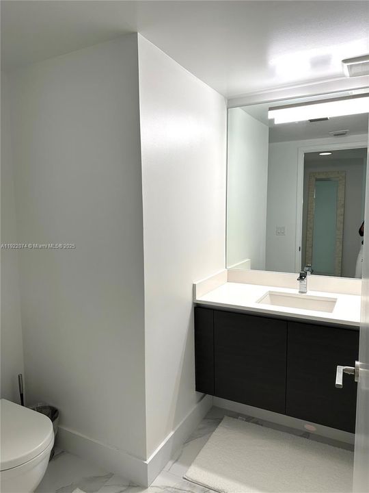 For Rent: $9,500 (3 beds, 3 baths, 1892 Square Feet)