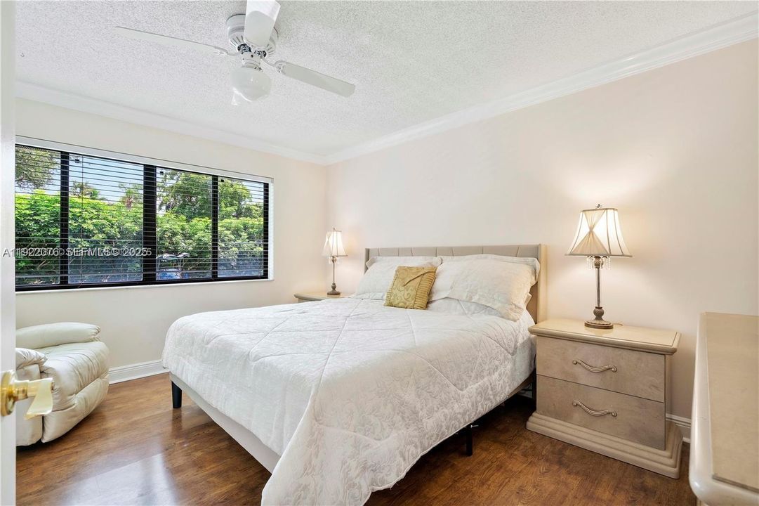 For Sale: $1,695,000 (4 beds, 3 baths, 2940 Square Feet)