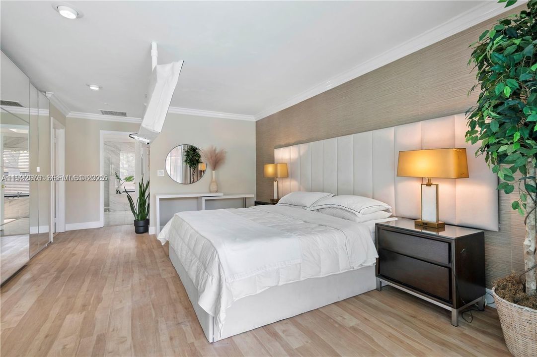 For Sale: $1,695,000 (4 beds, 3 baths, 2940 Square Feet)