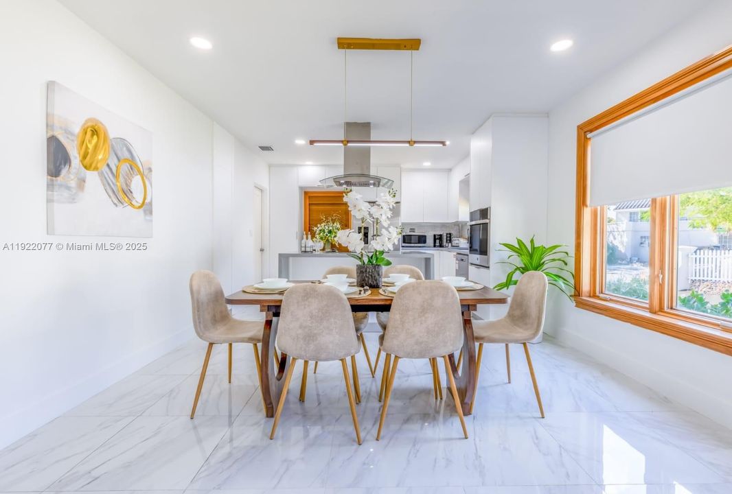 For Rent: $8,750 (4 beds, 2 baths, 3014 Square Feet)