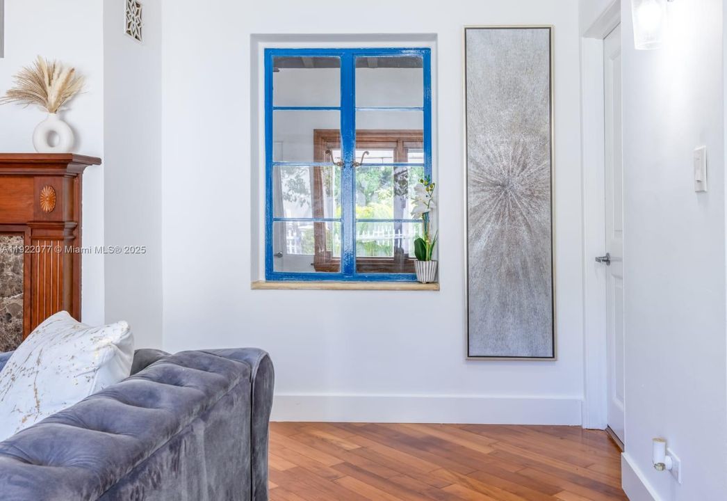 For Rent: $8,750 (4 beds, 2 baths, 3014 Square Feet)