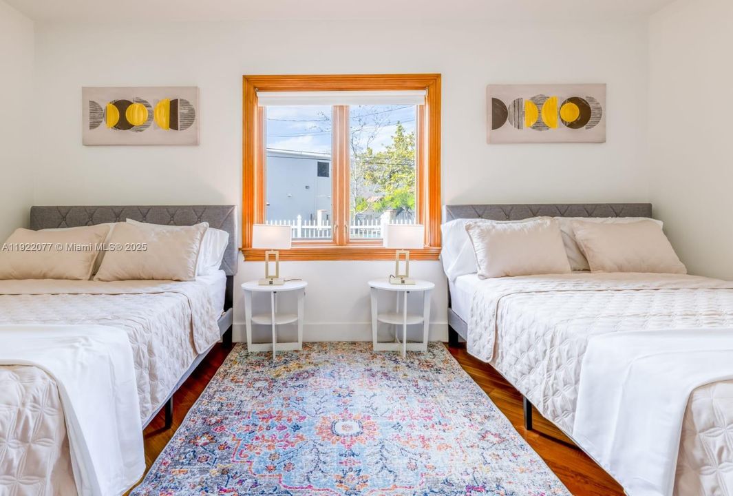 For Rent: $8,750 (4 beds, 2 baths, 3014 Square Feet)