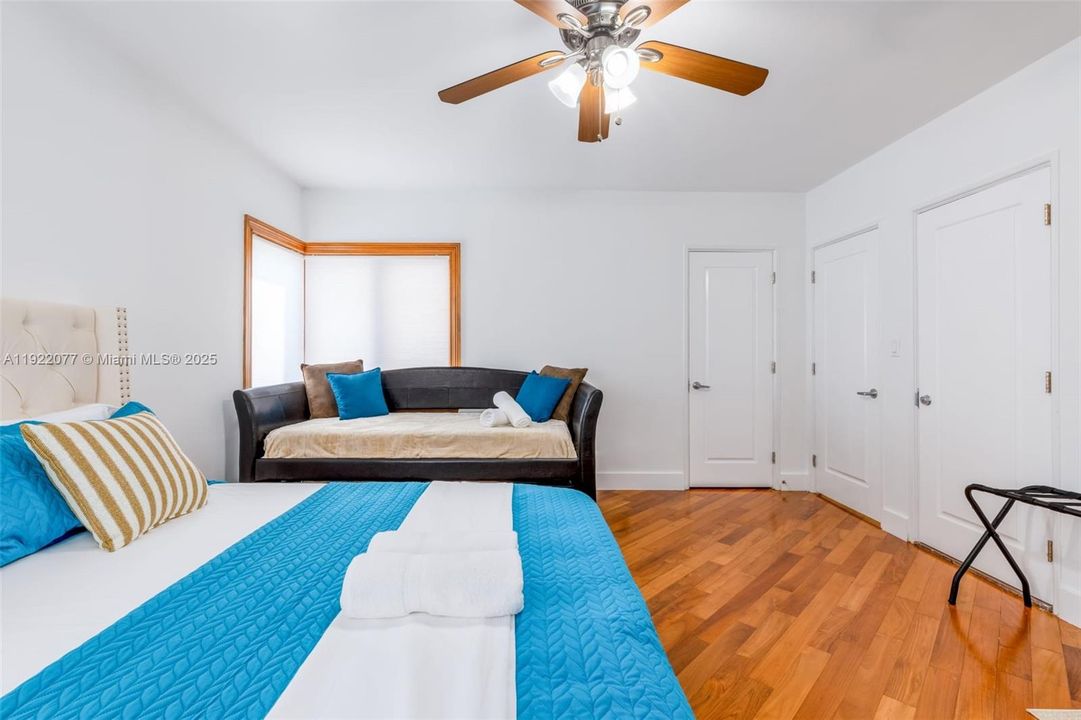 For Rent: $8,750 (4 beds, 2 baths, 3014 Square Feet)