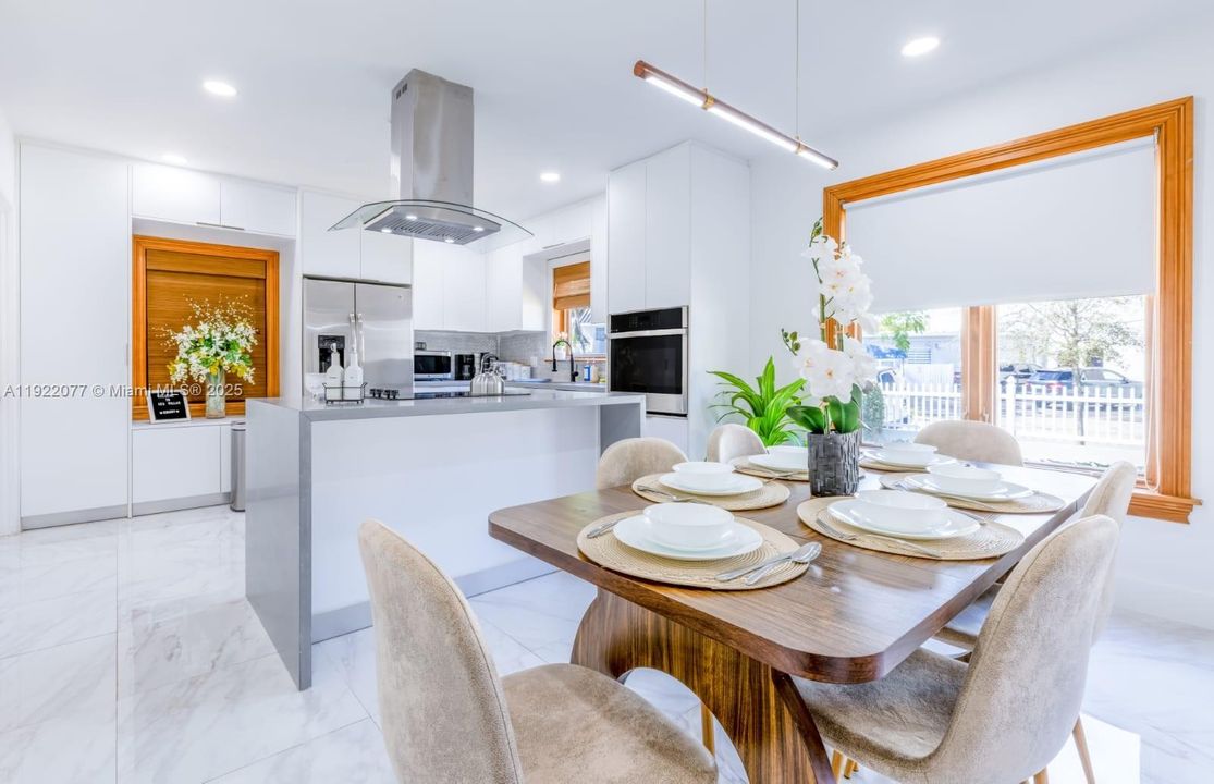 For Rent: $8,750 (4 beds, 2 baths, 3014 Square Feet)