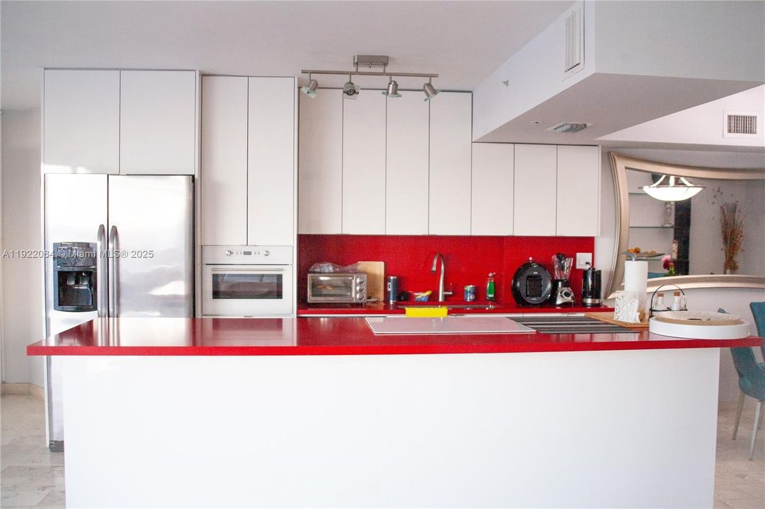 出租: $6,500 (2 贝兹, 2 浴室, 1500 平方英尺)