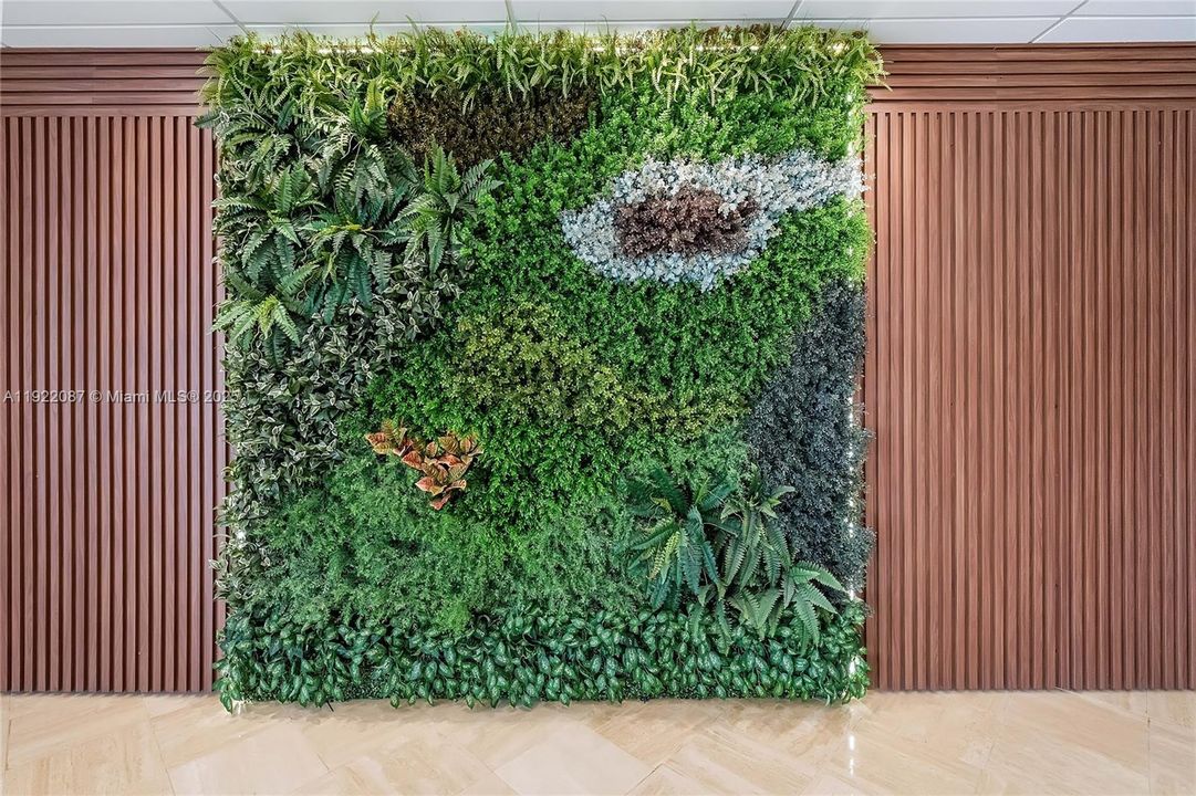 For Sale: $799,000 (3 beds, 3 baths, 1890 Square Feet)