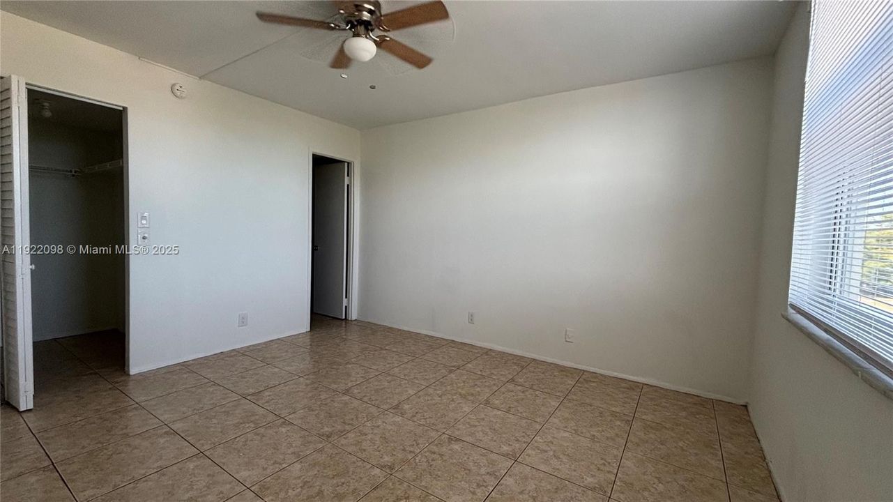 For Rent: $2,150 (2 beds, 2 baths, 970 Square Feet)