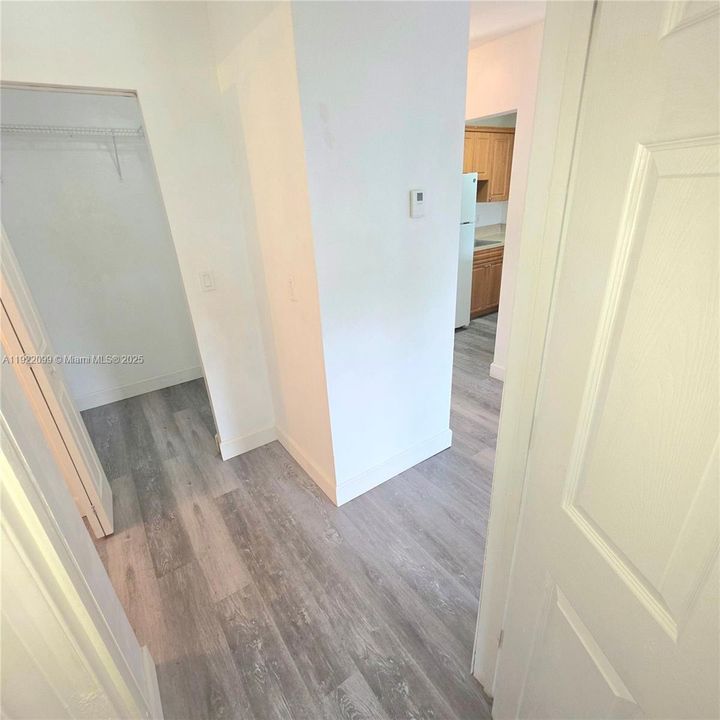 For Rent: $1,690 (1 beds, 1 baths, 575 Square Feet)