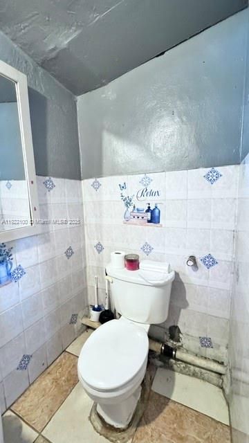 For Sale: $425,000 (3 beds, 1 baths, 1313 Square Feet)