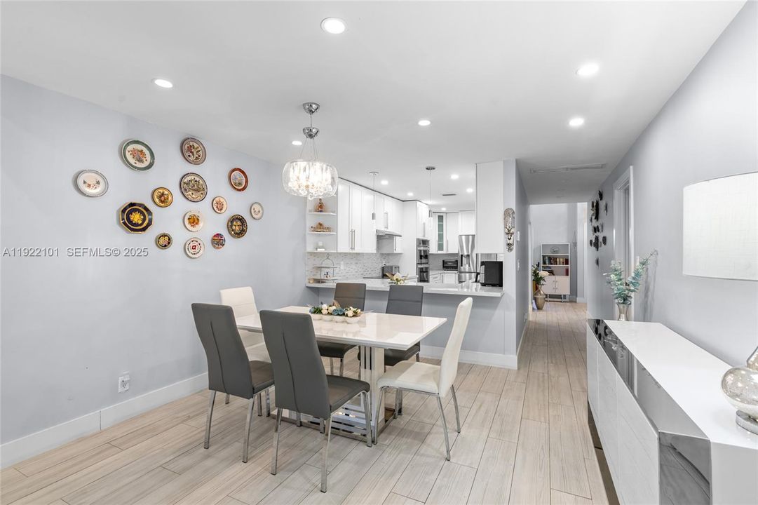 For Sale: $539,900 (3 beds, 2 baths, 1331 Square Feet)