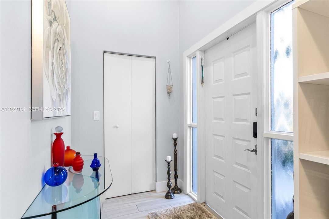 For Sale: $539,900 (3 beds, 2 baths, 1331 Square Feet)