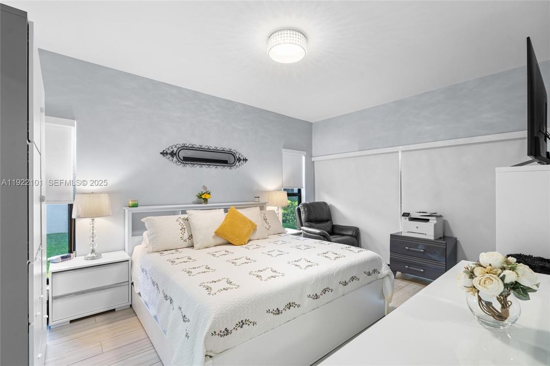 For Sale: $539,900 (3 beds, 2 baths, 1331 Square Feet)