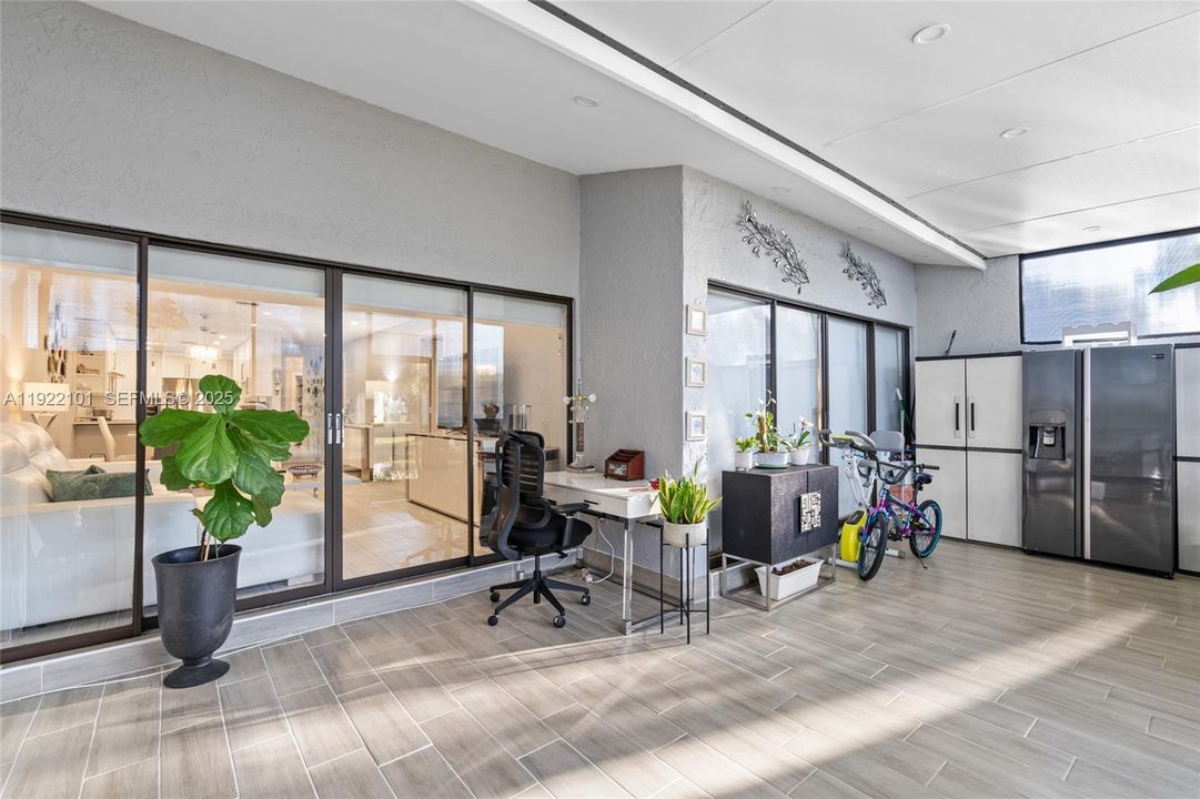 For Sale: $539,900 (3 beds, 2 baths, 1331 Square Feet)