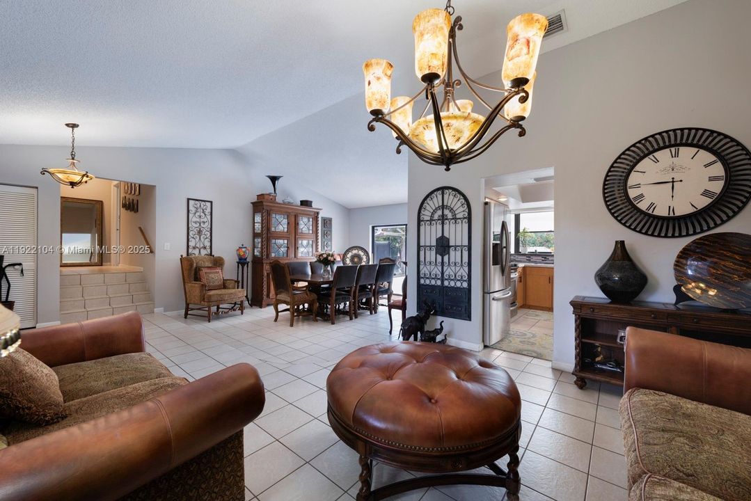 For Sale: $870,000 (4 beds, 3 baths, 2098 Square Feet)