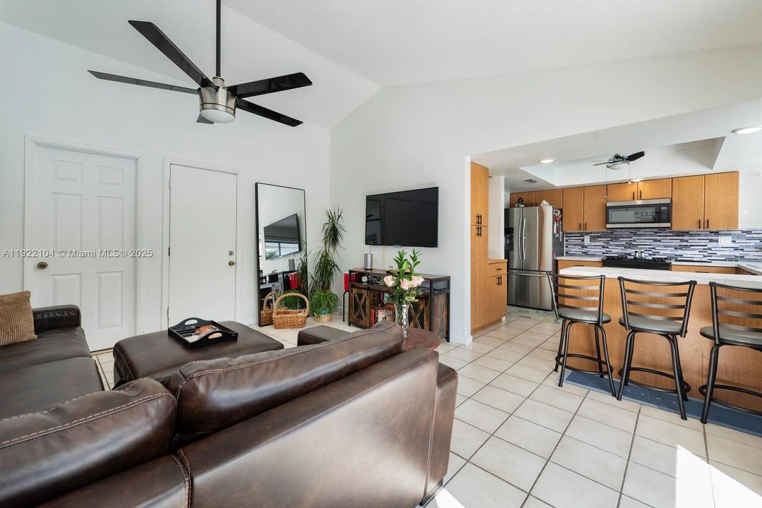 For Sale: $870,000 (4 beds, 3 baths, 2098 Square Feet)