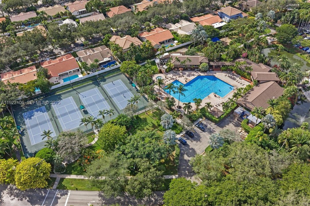 待售: $899,000 (4 贝兹, 3 浴室, 3235 平方英尺)