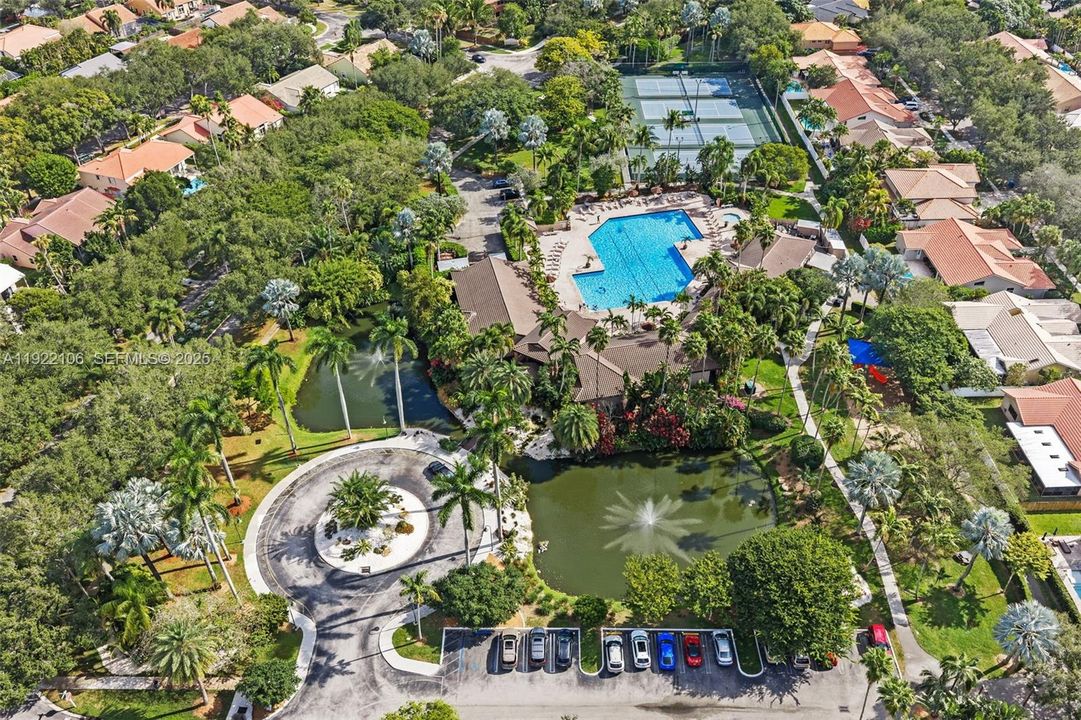 待售: $899,000 (4 贝兹, 3 浴室, 3235 平方英尺)