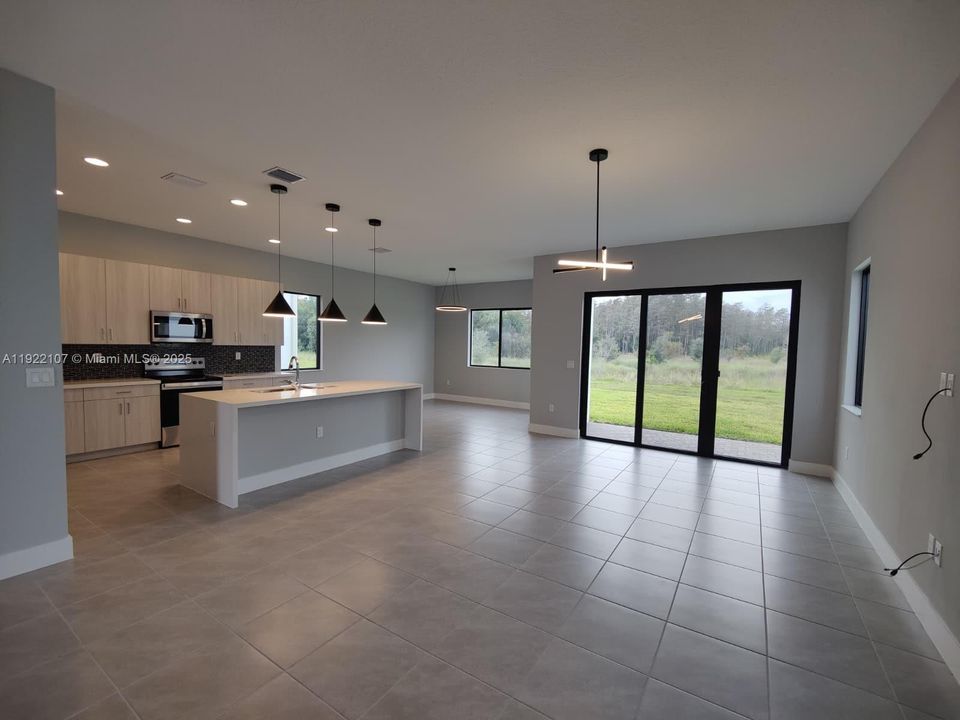 En Renta: $2,400 (3 camas, 2 baños, 0 Pies cuadrados)