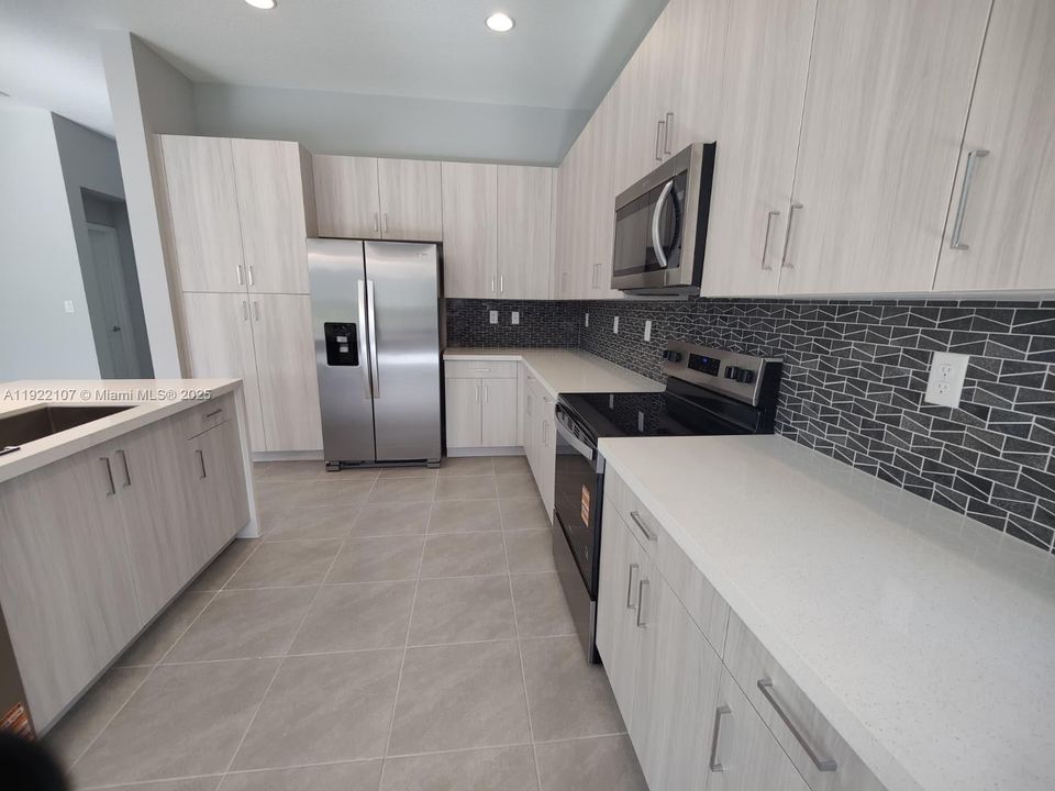 En Renta: $2,400 (3 camas, 2 baños, 0 Pies cuadrados)