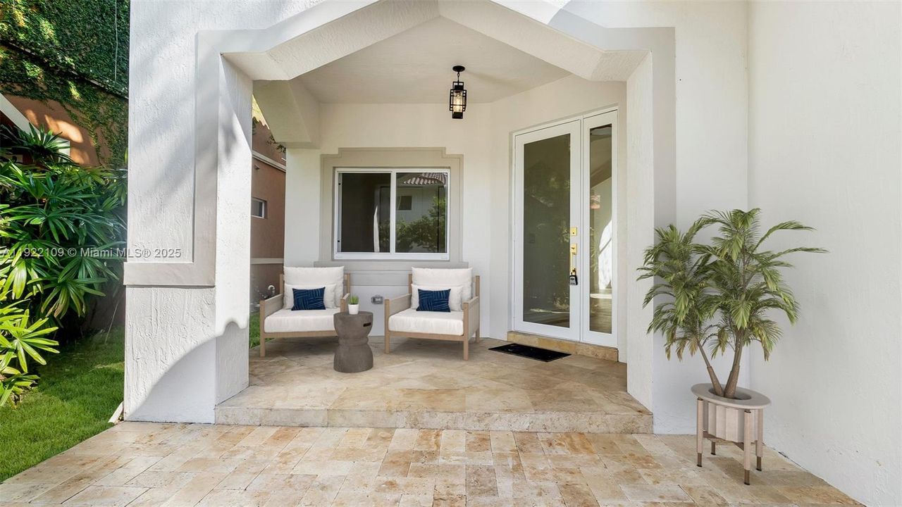 For Sale: $1,770,000 (4 beds, 4 baths, 3084 Square Feet)