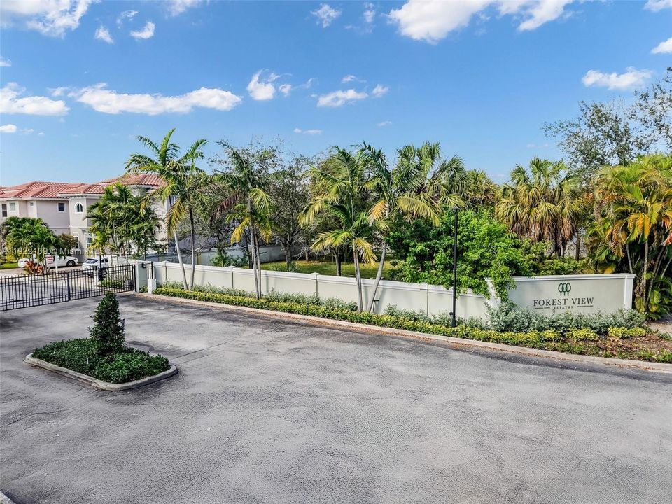 For Sale: $1,770,000 (4 beds, 4 baths, 3084 Square Feet)