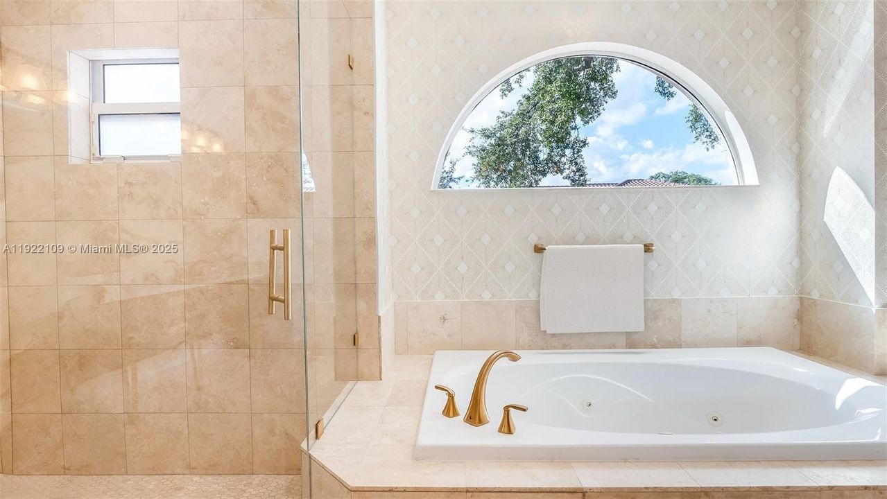 For Sale: $1,770,000 (4 beds, 4 baths, 3084 Square Feet)