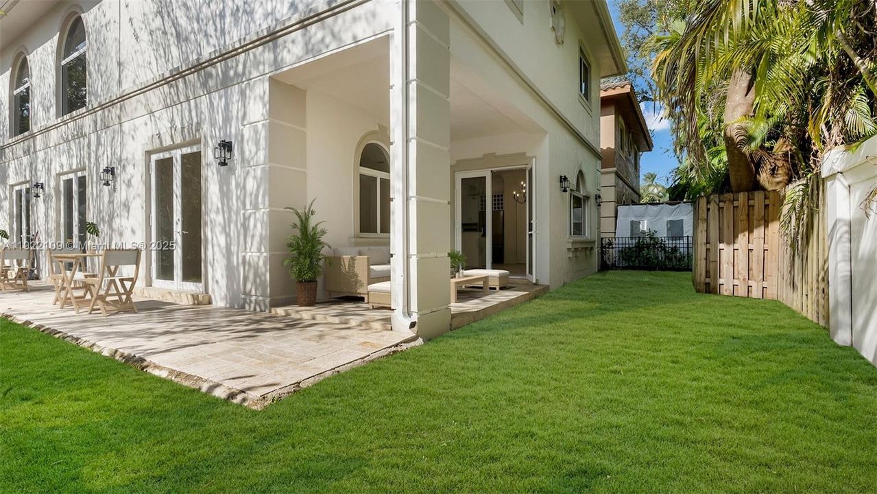 For Sale: $1,770,000 (4 beds, 4 baths, 3084 Square Feet)