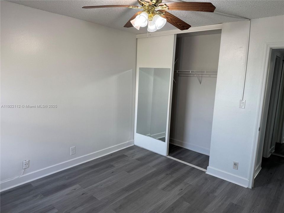 出租: $1,700 (1 贝兹, 1 浴室, 656 平方英尺)