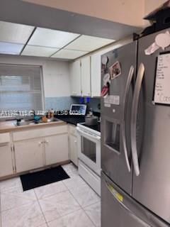 Active With Contract: $410,000 (3 beds, 1 baths, 1358 Square Feet)