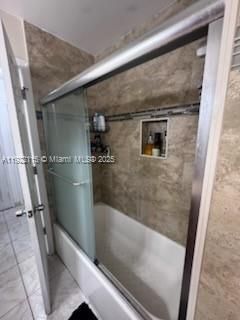 Active With Contract: $410,000 (3 beds, 1 baths, 1358 Square Feet)