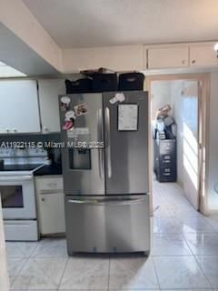 Active With Contract: $410,000 (3 beds, 1 baths, 1358 Square Feet)