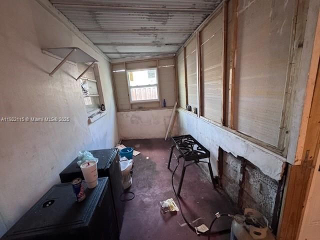 Active With Contract: $410,000 (3 beds, 1 baths, 1358 Square Feet)