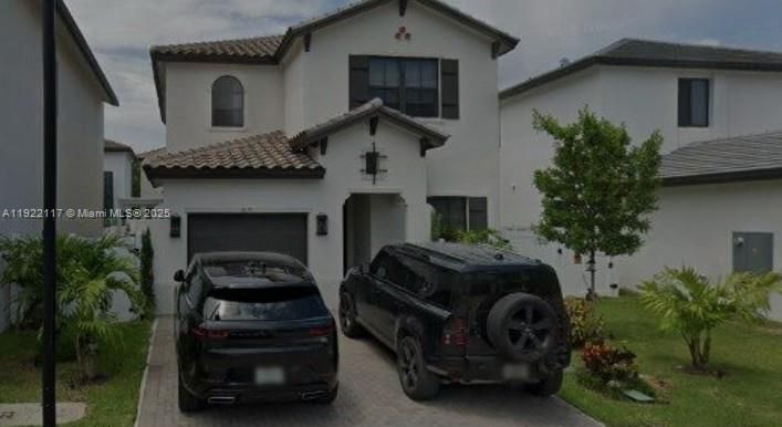 For Sale: $1,325,000 (4 beds, 3 baths, 2304 Square Feet)