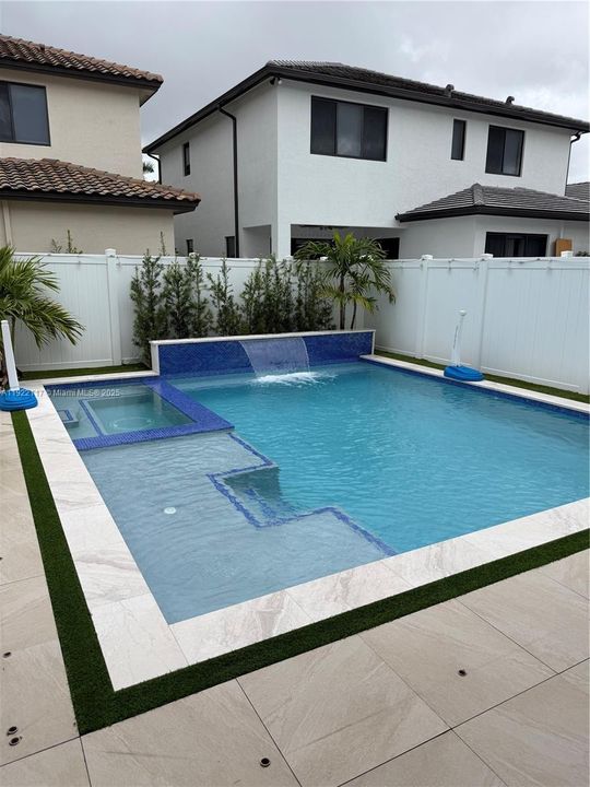 For Sale: $1,325,000 (4 beds, 3 baths, 2304 Square Feet)