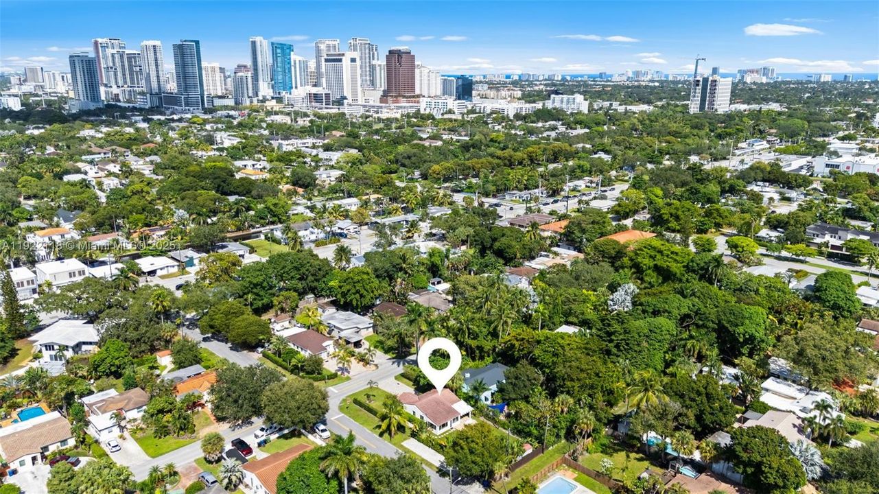 For Sale: $675,000 (2 beds, 1 baths, 1157 Square Feet)