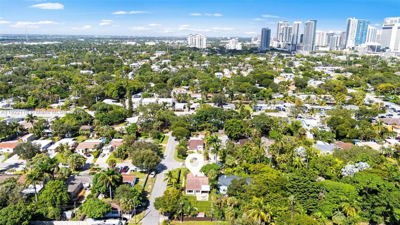 For Sale: $675,000 (2 beds, 1 baths, 1157 Square Feet)