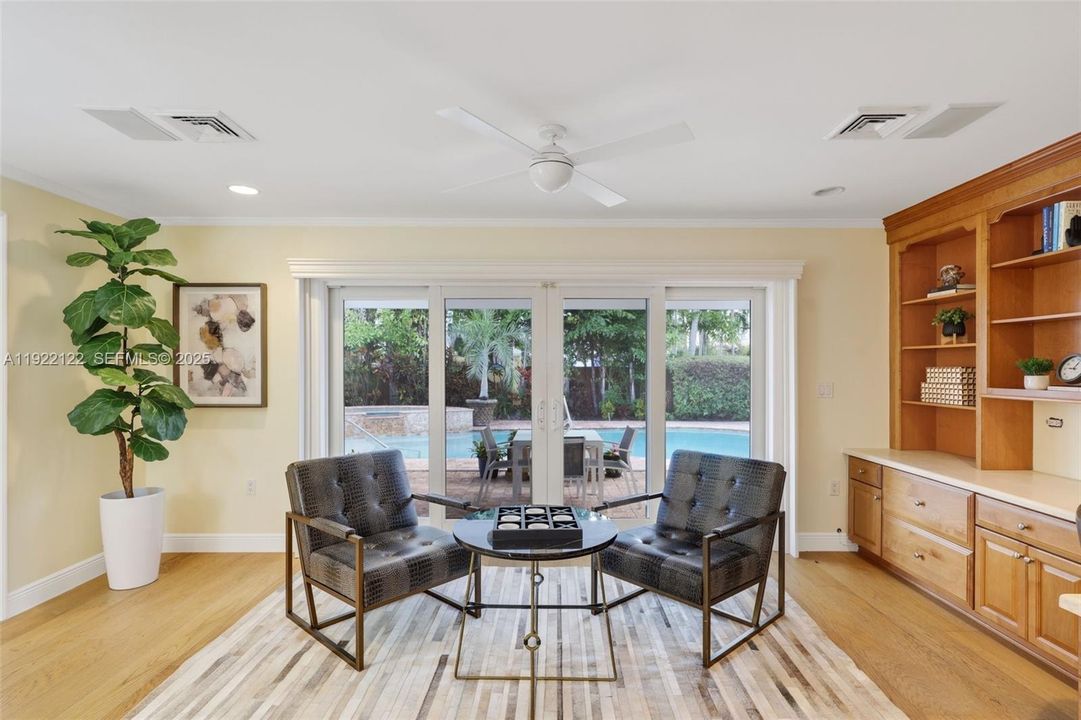 На продажу: $2,500,000 (4 спален, 3 ванн, 3073 Квадратных фут)