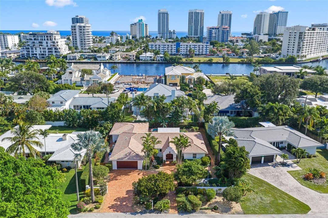 На продажу: $2,500,000 (4 спален, 3 ванн, 3073 Квадратных фут)