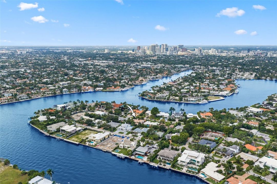 На продажу: $2,500,000 (4 спален, 3 ванн, 3073 Квадратных фут)