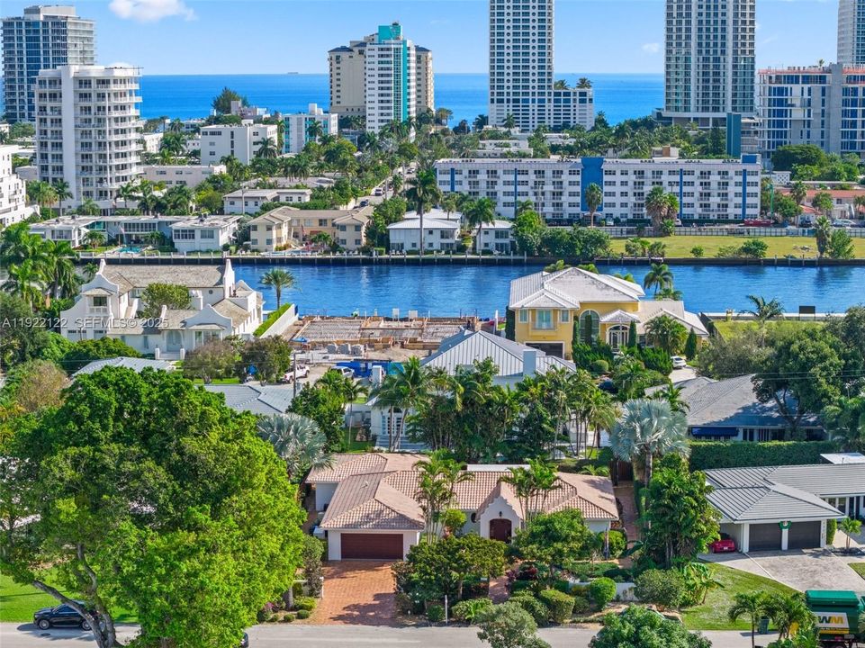 На продажу: $2,500,000 (4 спален, 3 ванн, 3073 Квадратных фут)