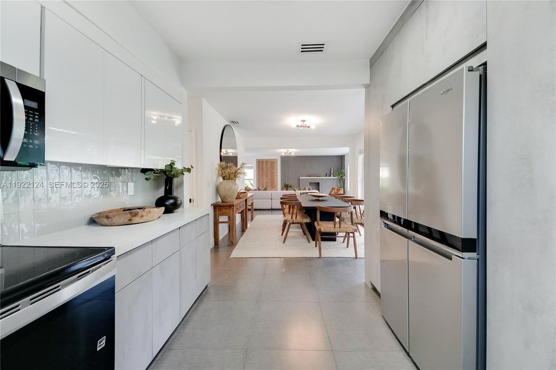 For Sale: $1,500,000 (4 beds, 3 baths, 2508 Square Feet)