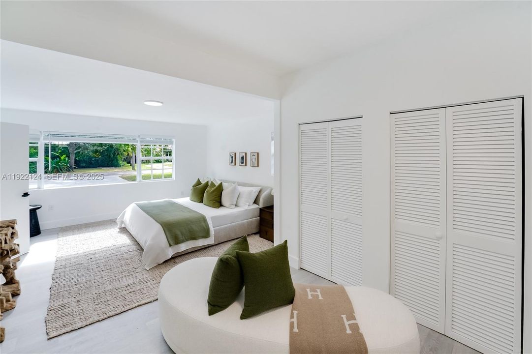 For Sale: $1,500,000 (4 beds, 3 baths, 2508 Square Feet)